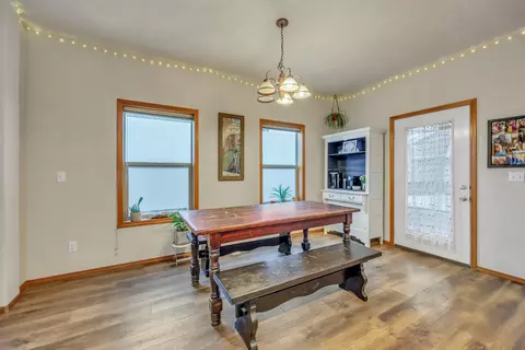 Dining - 734 S Haskell St, Central Point, OR 97502 photo 2 of 2