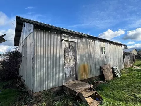 4055 Holland Loop Rd, Cave Junction, OR 97523 photo 4