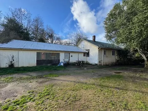 4055 Holland Loop Rd, Cave Junction, OR 97523 photo 3