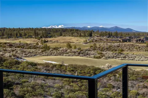 View/Area - 19397 Alianna Loop, Bend, OR 97702 photo 3 of 8