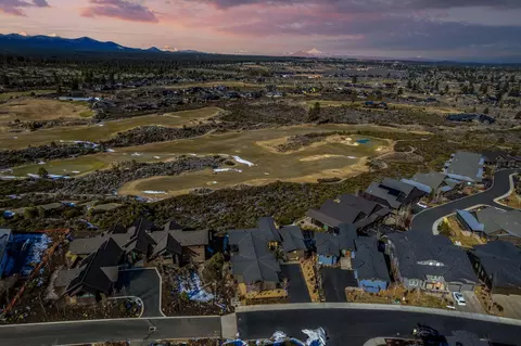 View/Area - 19397 Alianna Loop, Bend, OR 97702 photo 7 of 8