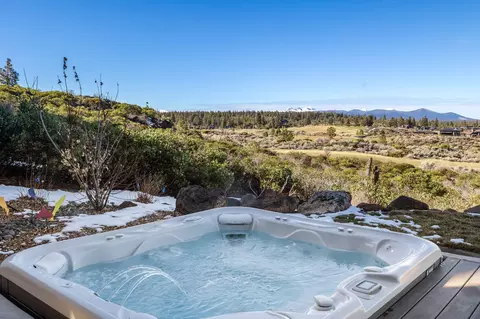 Exterior - 19397 Alianna Loop, Bend, OR 97702 photo 7 of 13