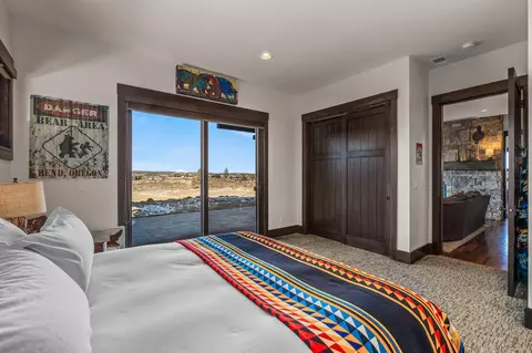 Bedroom - 19397 Alianna Loop, Bend, OR 97702 photo 10 of 12