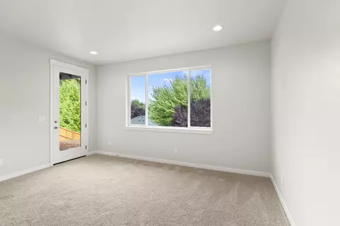 327 Arrowhead Trl #491, Eagle Point, OR 97524 photo 16