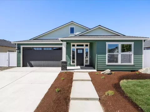 3785 Nicholas Way, White City, OR 97503
