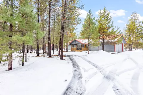 52485 Lost Ponderosa Rd, La Pine, OR 97739