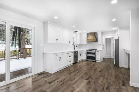 Kitchen - 22135 Neff Rd, Bend, OR 97701 photo 1 of 3