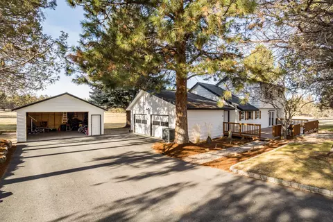 Exterior - 22135 Neff Rd, Bend, OR 97701 photo 5 of 15