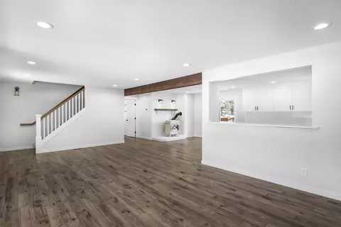 Entry Way - 22135 Neff Rd, Bend, OR 97701 photo 1 of 1