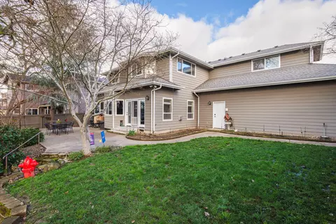 Exterior - 531 Ridgeway Ave, Central Point, OR 97502 photo 14 of 14