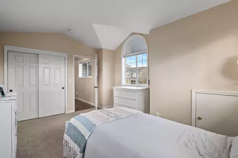 Bedroom - 531 Ridgeway Ave, Central Point, OR 97502 photo 9 of 9