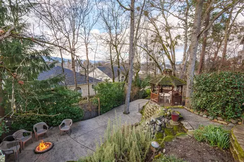 Other - 531 Ridgeway Ave, Central Point, OR 97502 photo 4 of 6