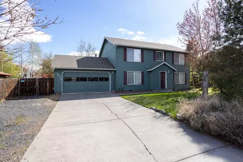 3037 NE Lansing Ct, Bend, OR 97701