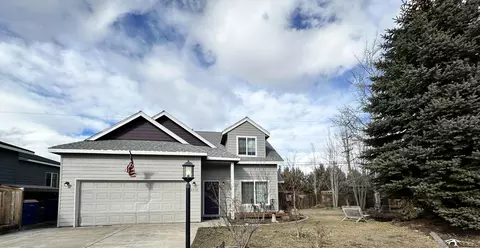 3350 NE Collier Ct, Bend, OR 97701
