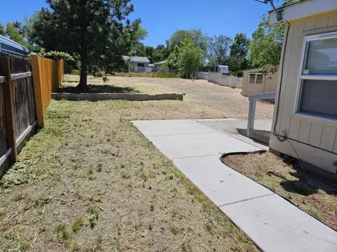 474 4th St, Metolius, OR 97741 photo 3