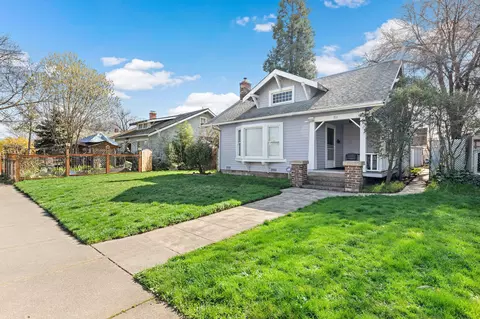 711 Palm St, Medford, OR 97501
