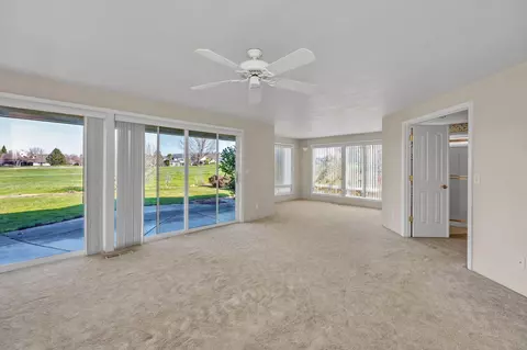 Living - 159 Pine Lake Dr, Eagle Point, OR 97524 photo 3 of 4