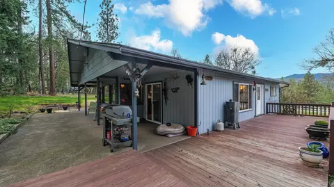 Exterior - 207 Danconia Dr, Trail, OR 97541 photo 10 of 13