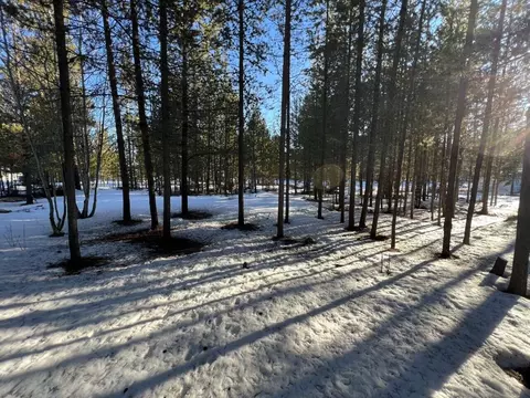 View/Area - 16151 South Dr, La Pine, OR 97739 photo 3 of 6