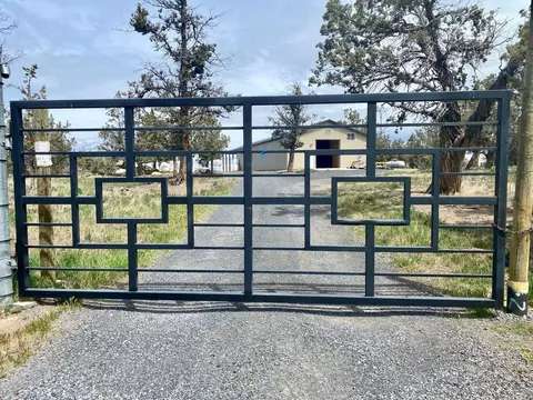 19970 Innes Market Rd, Bend, OR 97703