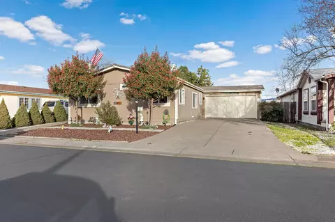 555 Freeman Rd UNIT 210, Central Point, OR 97502