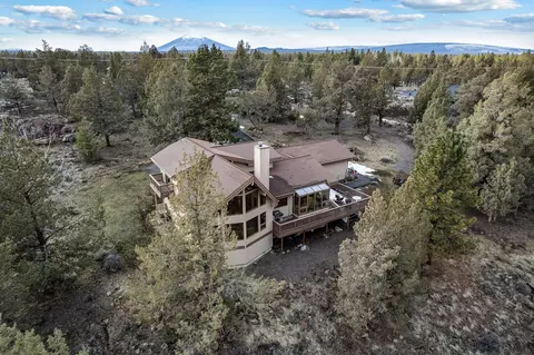 17685 Mountain View Rd, Sisters, OR 97759