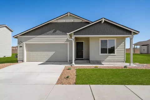 1341 NW Willow Pkwy #79, Madras, OR 97741