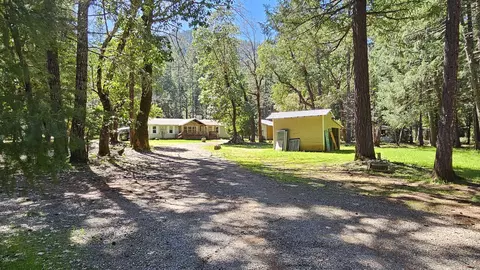 4320 Thompson Creek Rd, Selma, OR 97538