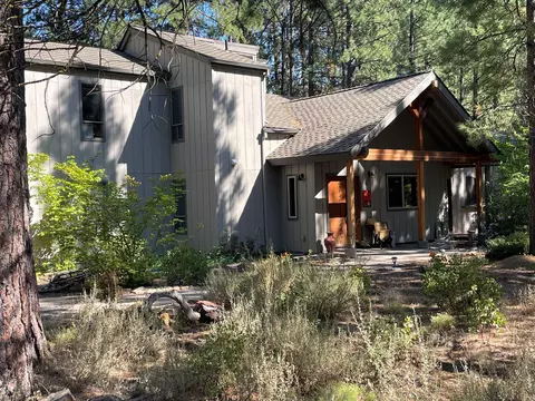 71110 Bracken Ln #GH78, Black Butte Ranch, OR 97759