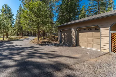 14763 Bluegrass Loop, Sisters, OR 97759 photo 11