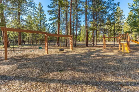 14763 Bluegrass Loop, Sisters, OR 97759 photo 41