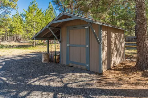 14763 Bluegrass Loop, Sisters, OR 97759 photo 12