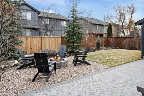 Exterior - 21163 Clairaway Ave, Bend, OR 97702 photo 5 of 7