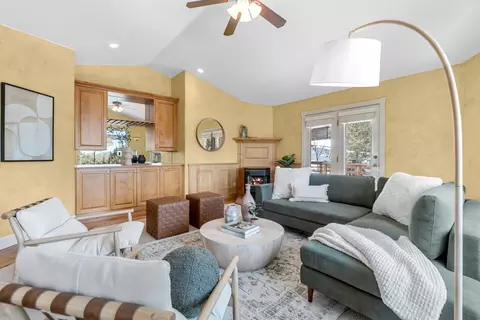 Living - 66530 Ponderosa Loop, Bend, OR 97703 photo 4 of 7