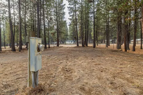 15876 Old Mill Rd, La Pine, OR 97739 photo 5