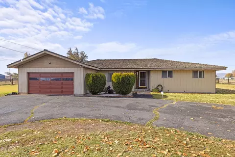 4810 Altamont Dr, Klamath Falls, OR 97603
