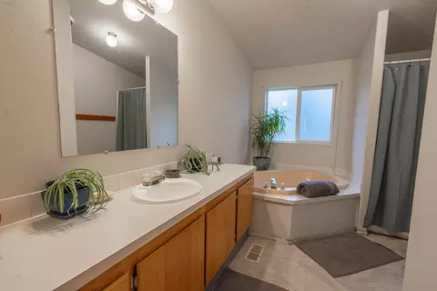60924 Alpine Dr, Bend, OR 97702 photo 16