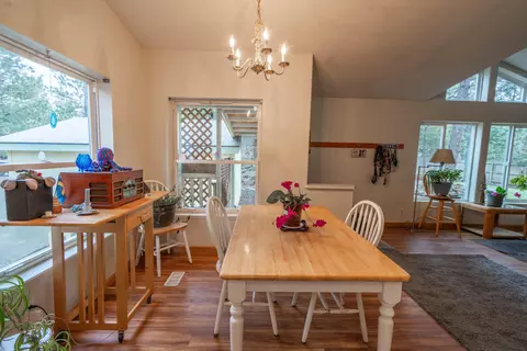 60924 Alpine Dr, Bend, OR 97702 photo 9