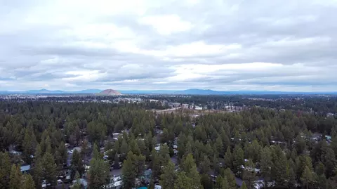 60924 Alpine Dr, Bend, OR 97702 photo 33