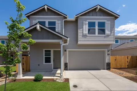 61644 SEvie Dr # 18, Bend, OR 97702