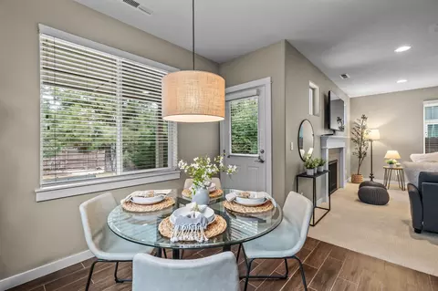 Dining - 63273 NW Newhall Pl, Bend, OR 97703 photo 3 of 3