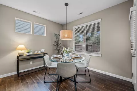 Dining - 63273 NW Newhall Pl, Bend, OR 97703 photo 1 of 3