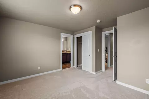 Bedroom - 63273 NW Newhall Pl, Bend, OR 97703 photo 3 of 3