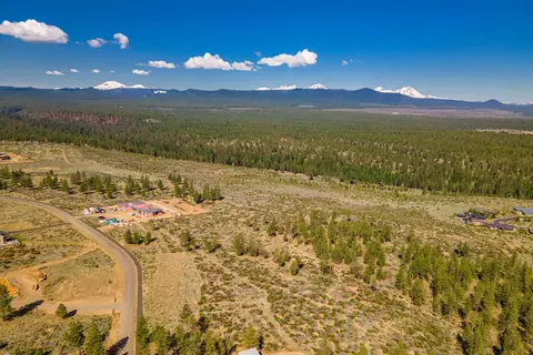 62545 Huntsman Loop, Bend, OR 97703 photo 18