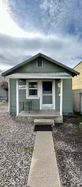 206 Martin St, Klamath Falls, OR 97601