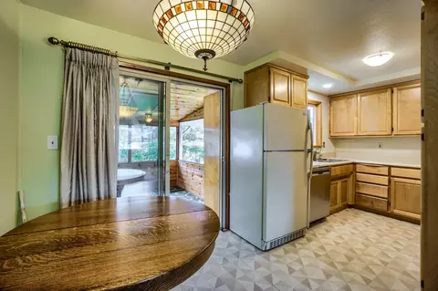 Kitchen - 210 Ash St, Phoenix, OR 97535 photo 1 of 3