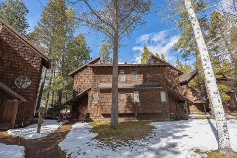 57069 Wild Lily Ln #9, Sunriver, OR 97707