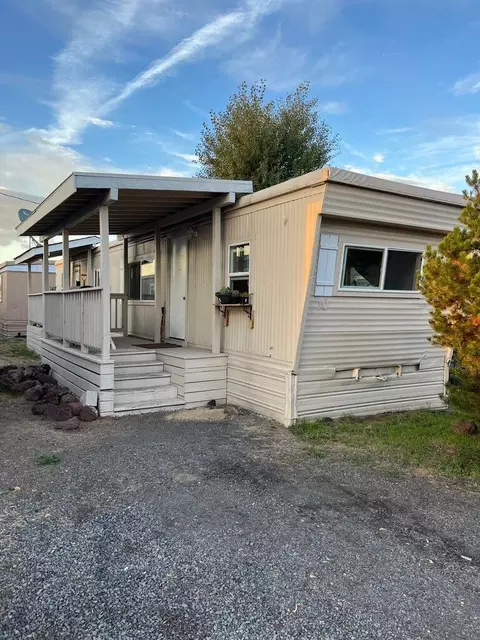 51386 Huntington Rd #10, La Pine, OR 97739