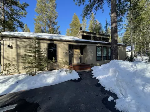 57250 Puma Ln #10, Sunriver, OR 97707