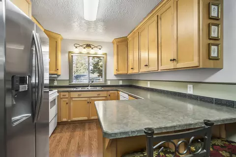 Kitchen - 836 NE 9th St, Bend, OR 97701 photo 3 of 3